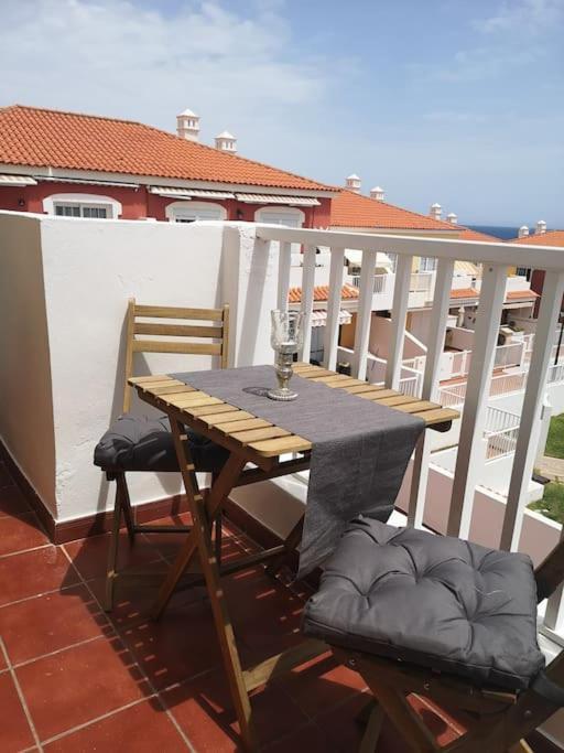 Apartment Am Meer Mit Pool サンタクルスデテネリフェ エクステリア 写真